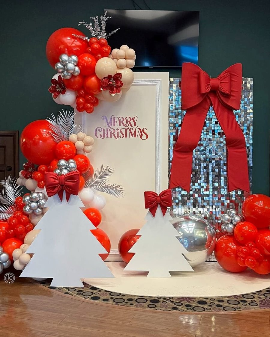 Фотозона на Новый год "Атласный Бант"